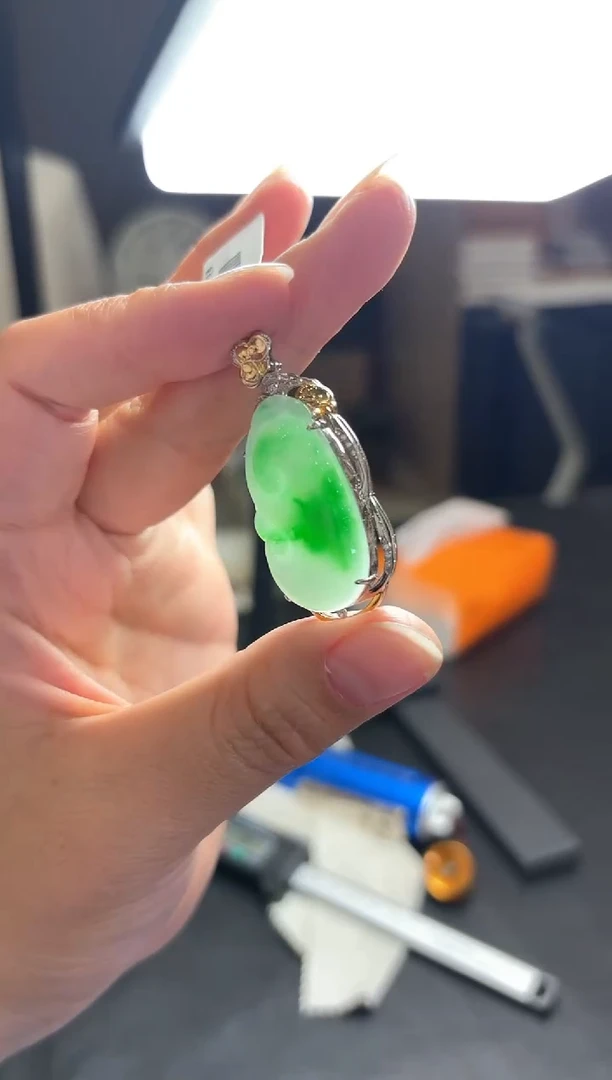 【闪购商品】翡翠颈饰18K金镶嵌YM660-2 如意