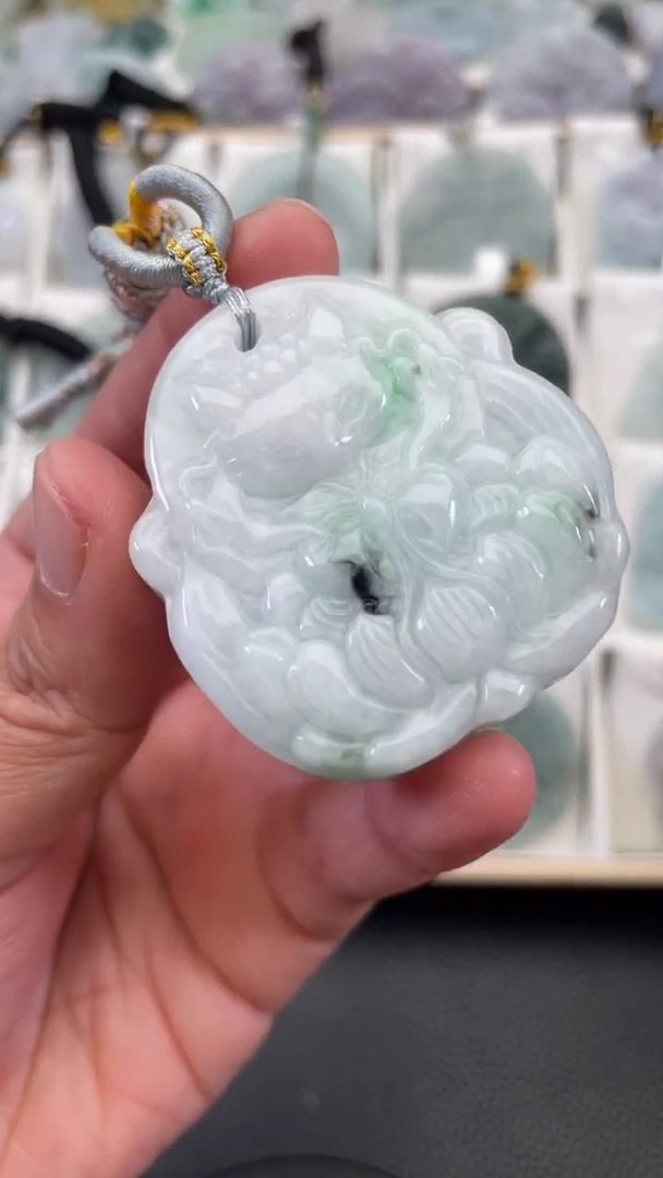 颈饰未镶嵌翡翠天然缅甸翡翠A货173