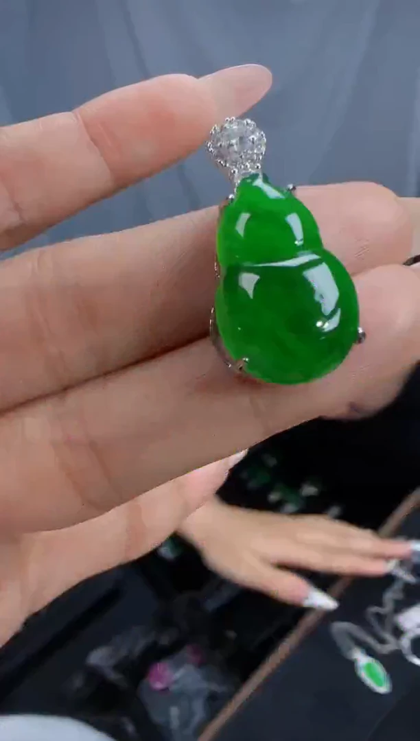 未镶嵌定制翡翠翡翠吊坠232