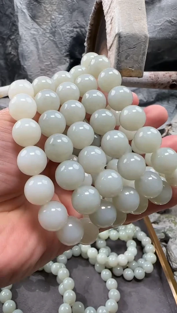 颈饰未镶嵌和田玉吊坠多样性拍一发一件