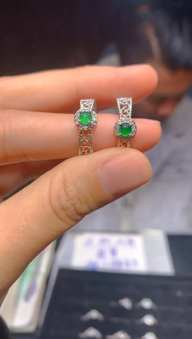 【闪购商品】定制翡翠未镶嵌4多样性发货（发其一）