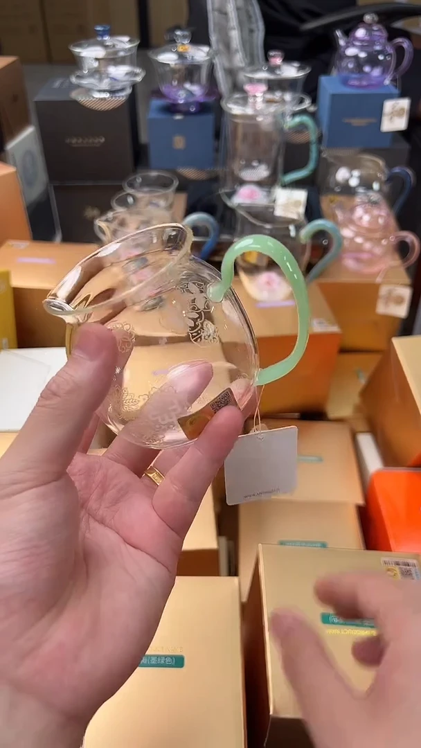 @@禾器晶彩美满皮球花