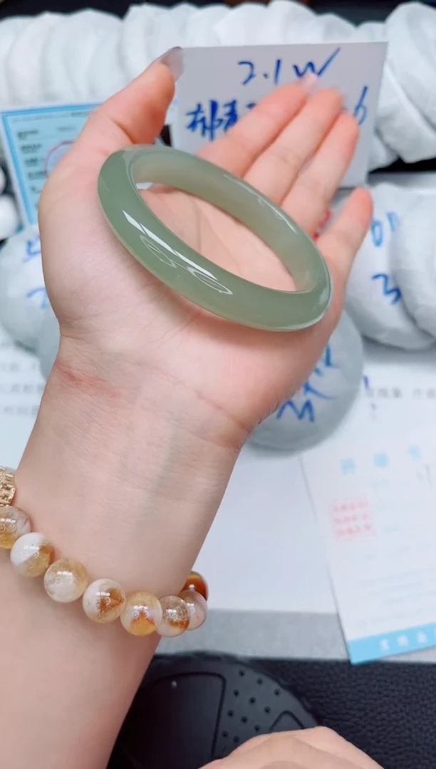 石英质玉手镯未镶嵌173-58