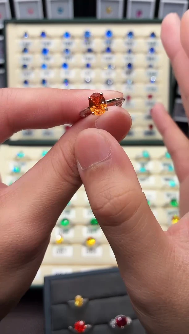 银S925镶嵌戒指石榴石（芬达石）222