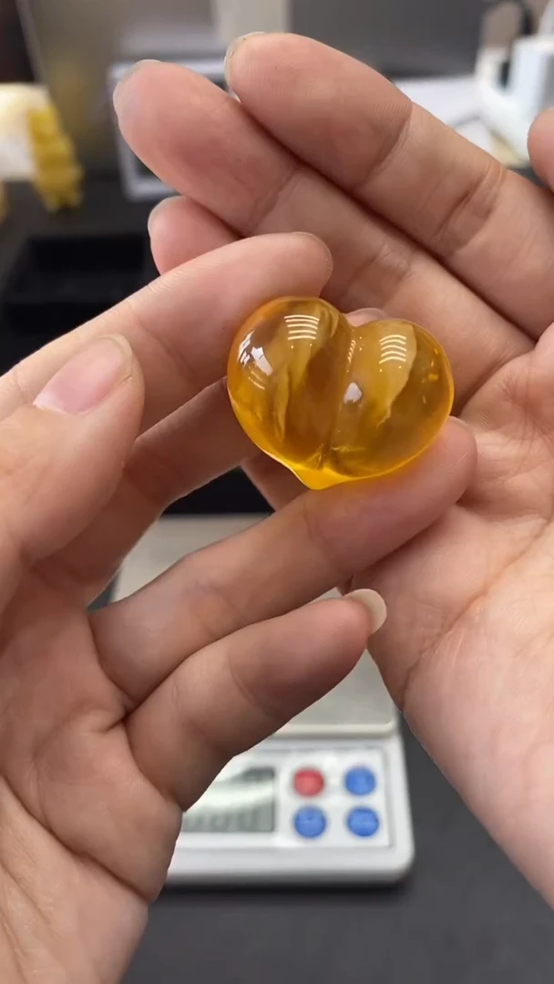 琥珀未镶嵌珠宝奇石2157