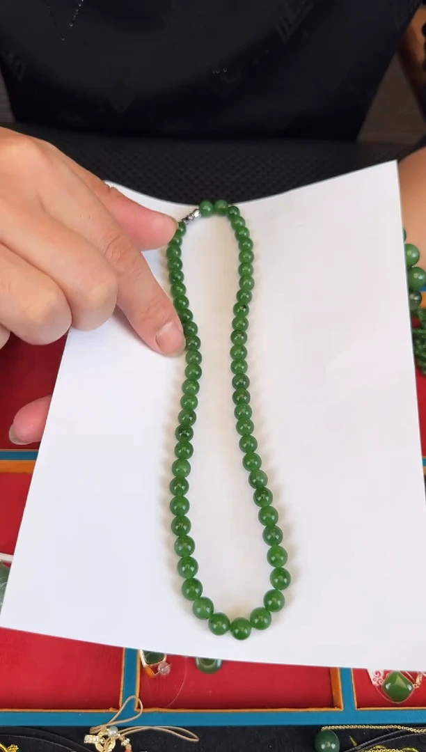 颈饰未镶嵌和田玉卡8妈妈链