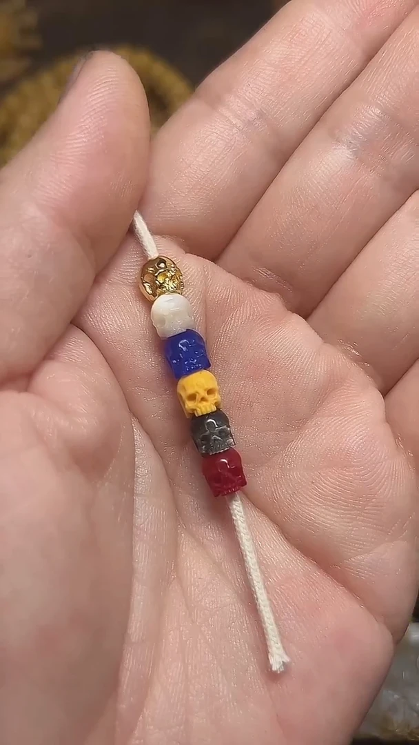 贝壳其他L**、六彩骷髅套装