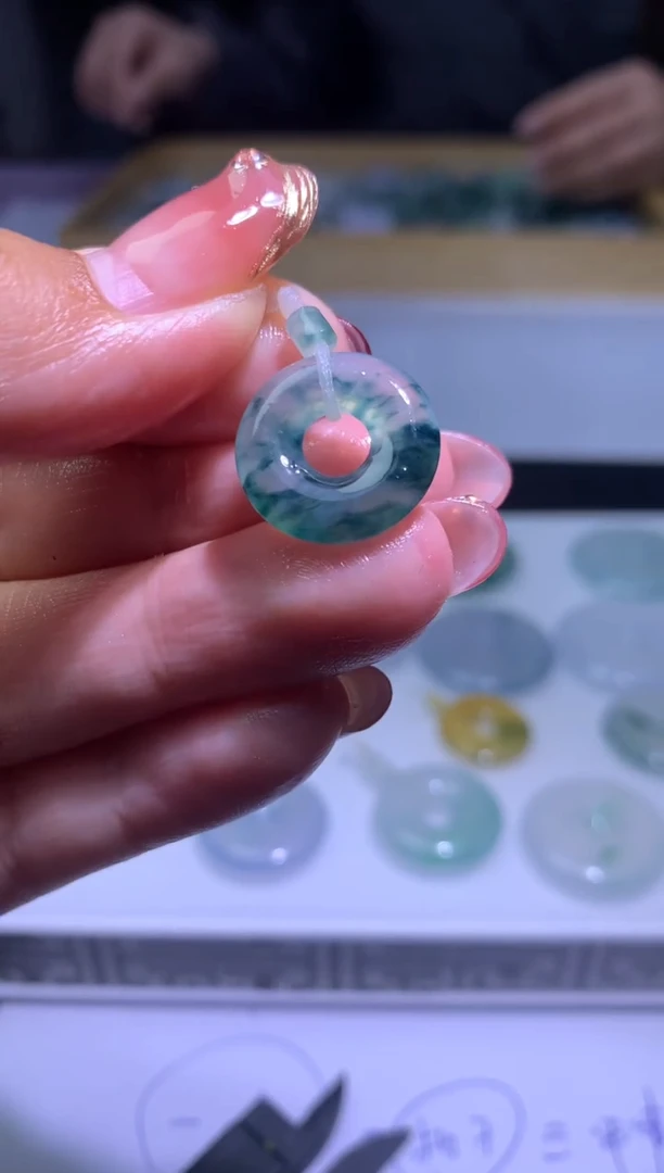 【闪购商品】定制翡翠未镶嵌毛货