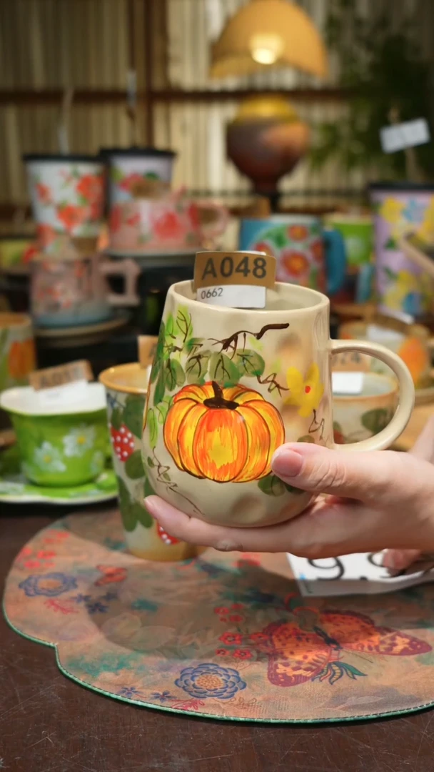 陶瓷景德镇高温釉下手绘陶瓷