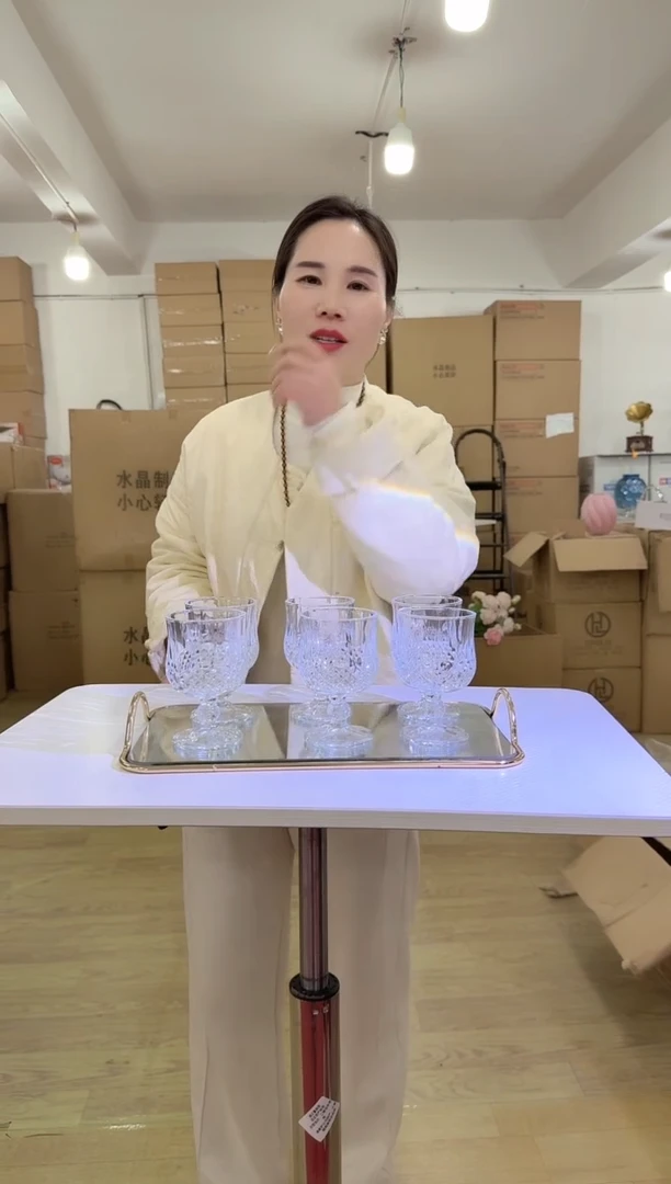 【闪购商品】洛芙花器-28早