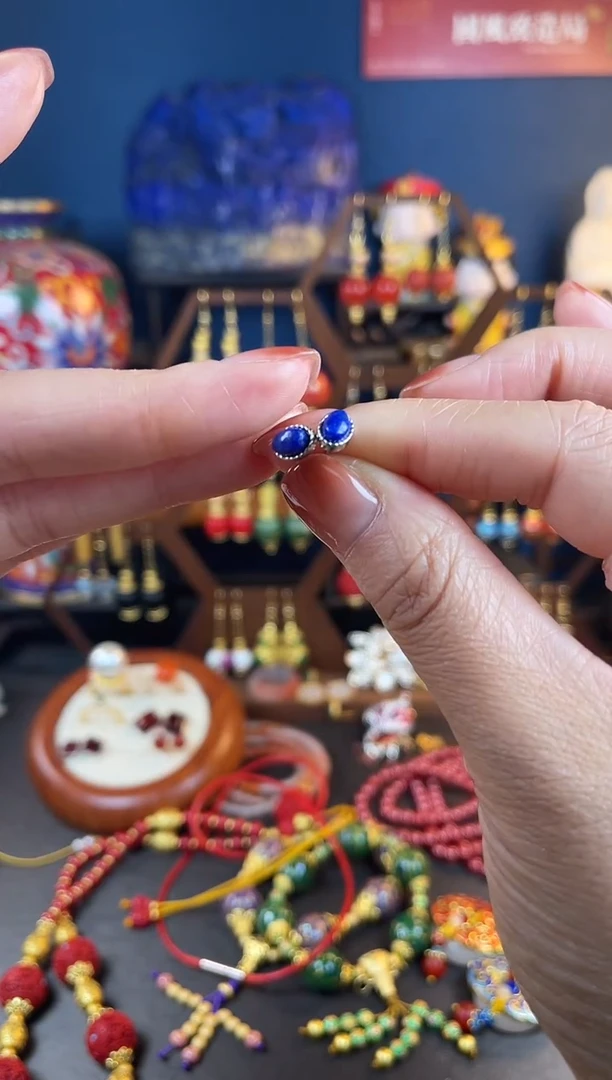 【闪购商品】青金石耳钉银S925镶嵌耳钉