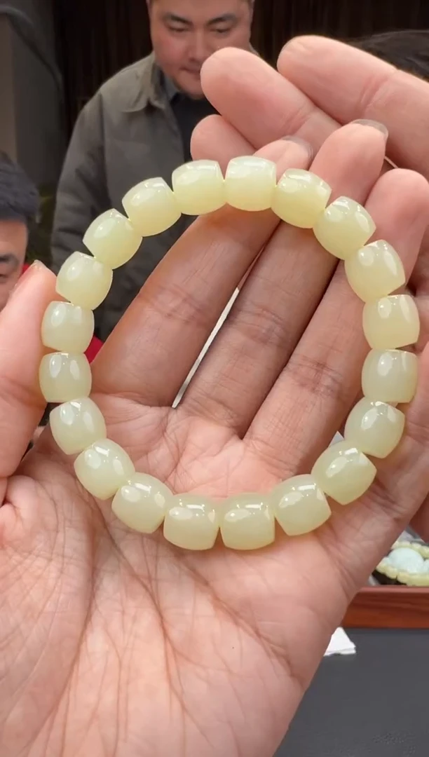 【闪购商品】和田玉94未镶嵌1.29巴哥