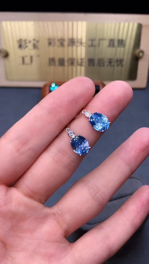 银S925镶嵌耳坠海蓝宝石2222