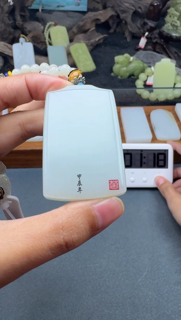颈饰未镶嵌和田玉1
