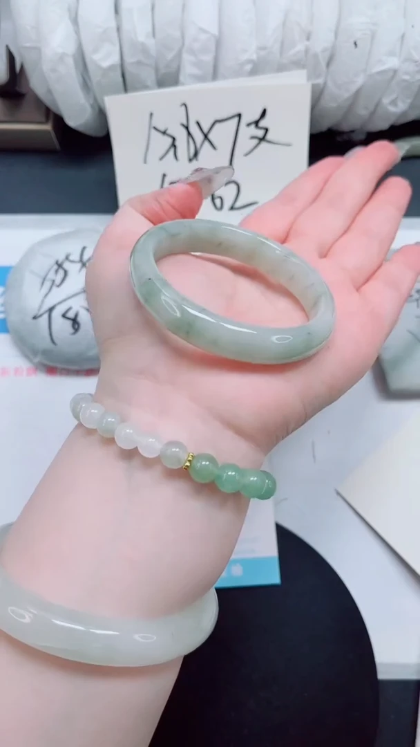 石英质玉手镯未镶嵌0182-53-54