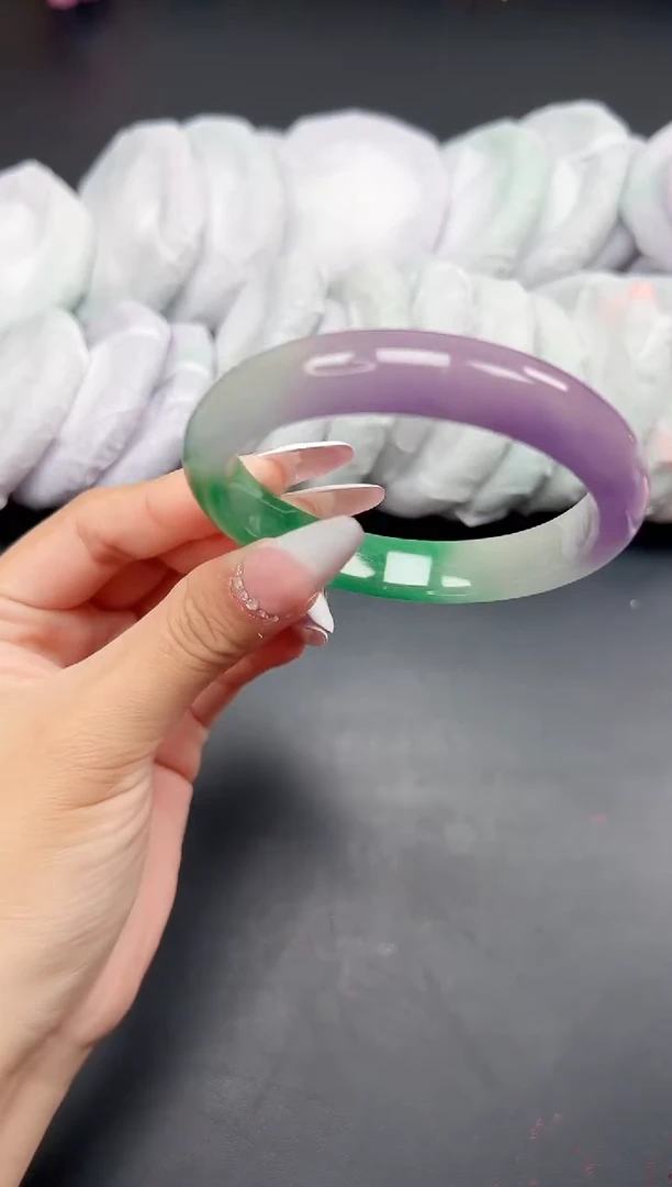 精品手镯，一物一拍H-053