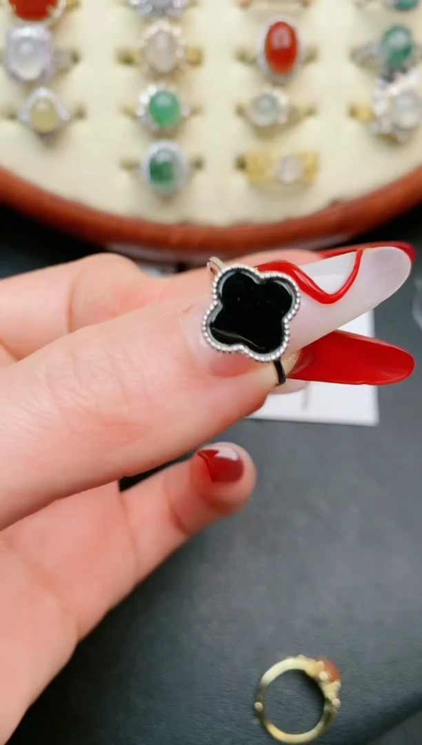 【闪购商品】翡翠戒指银S925镶嵌....