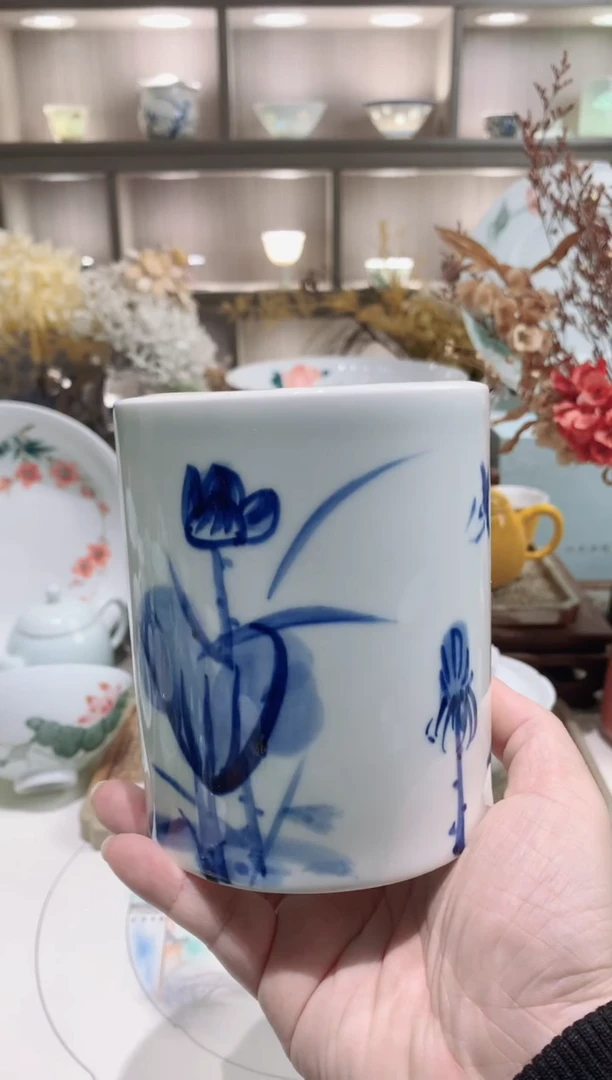 【闪购商品】白瓷手工手绘笔筒