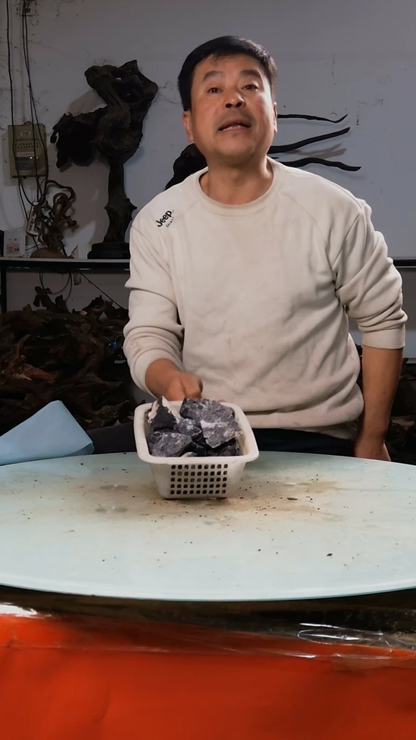 【闪购商品】木随机发货一筐青龙石中碎4斤9.9