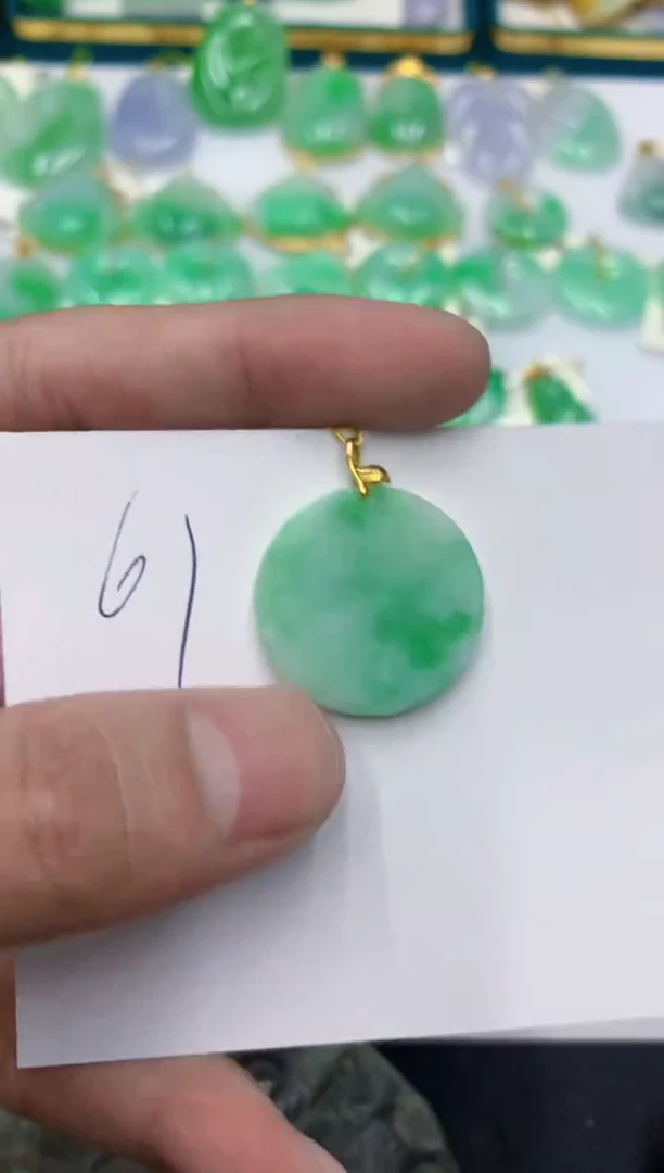 颈饰未镶嵌翡翠1111111