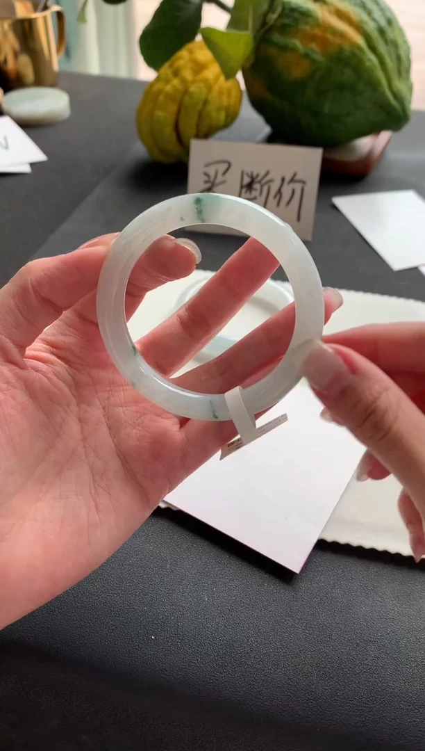 未镶嵌手镯翡翠53.8圆条买断Y1016