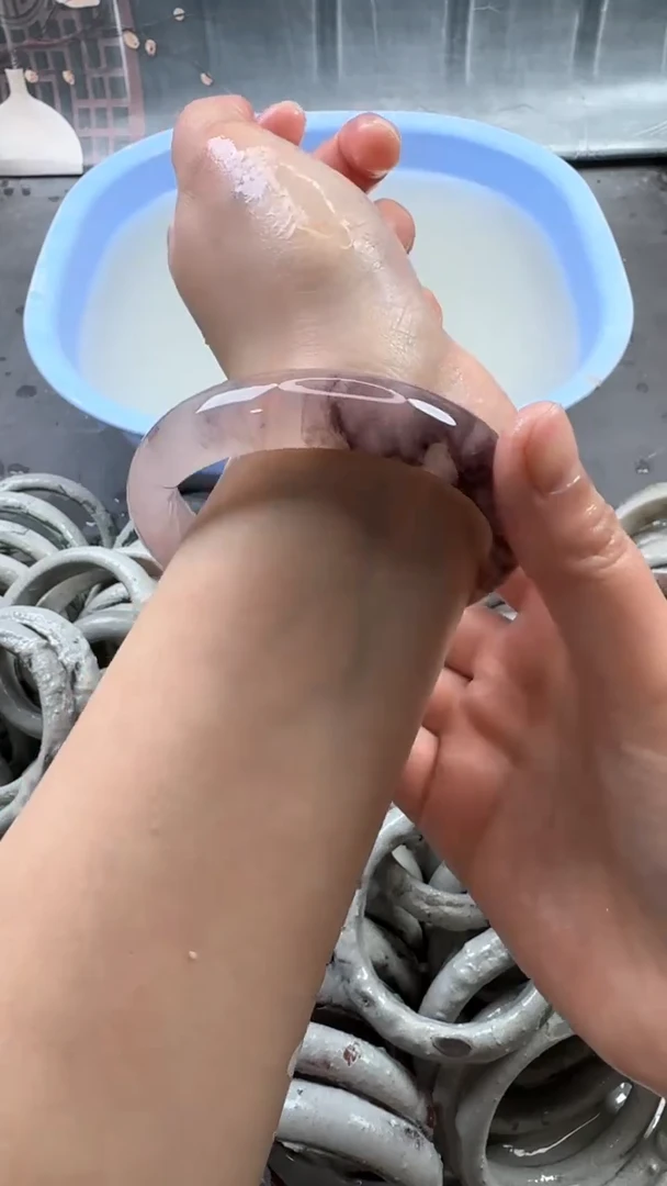 【闪购商品】石英质玉手镯未镶嵌7 64