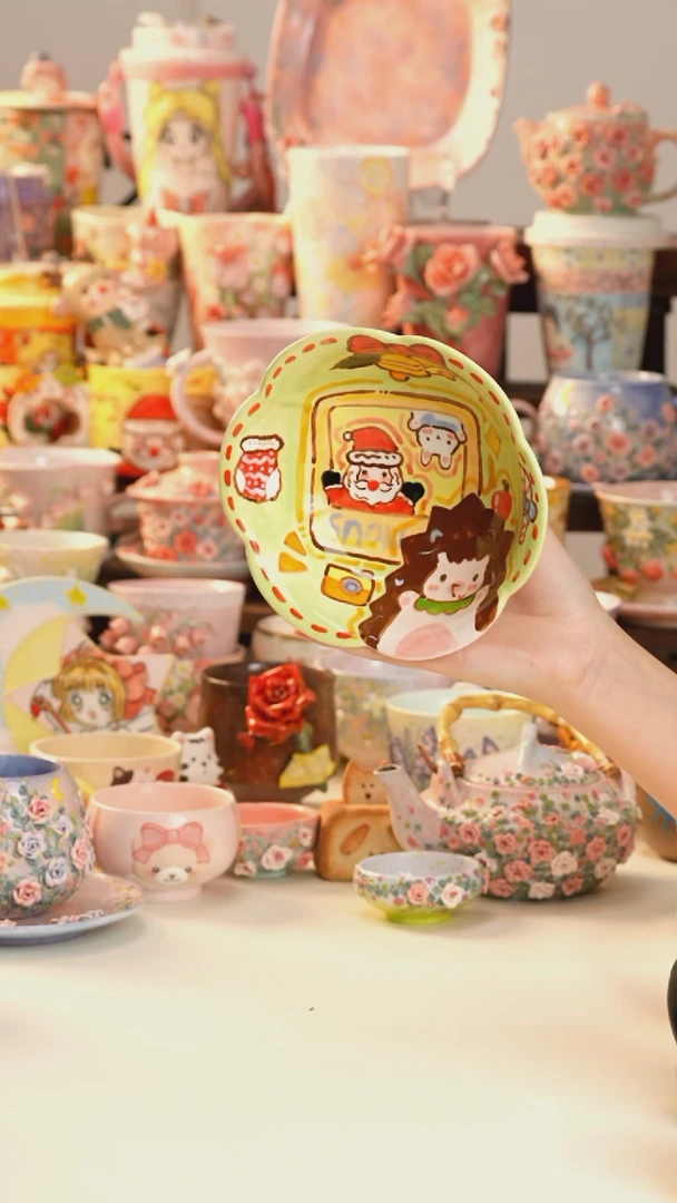 摆件陶景德镇釉下彩手绘设计师款陶瓷