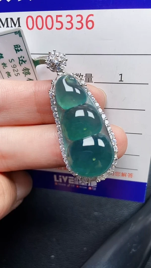 颈饰银S925镶嵌翡翠5336