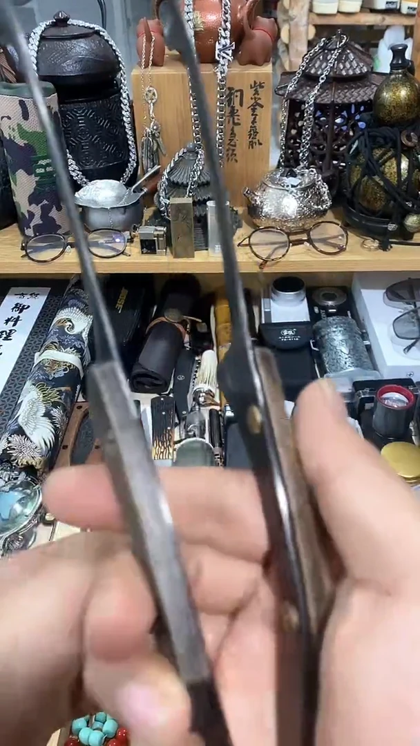 瓷片闪购商品  如图所示