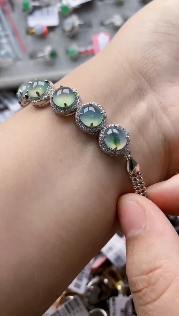 翡翠戒指银S925镶嵌11000000    2