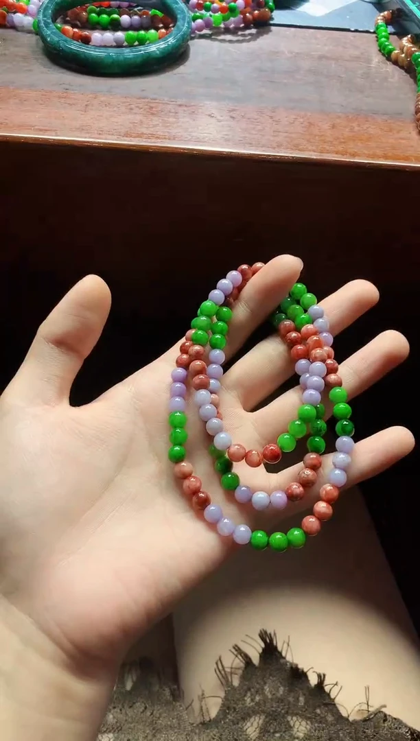 颈饰未镶嵌翡翠皆****！天然A货翡翠