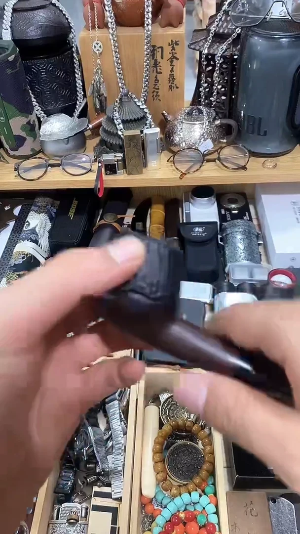 瓷片闪购商品  如图所示