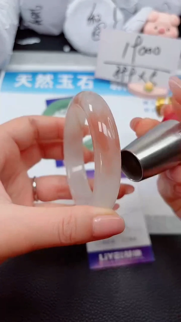 【闪购商品】石英质玉手镯未镶嵌121