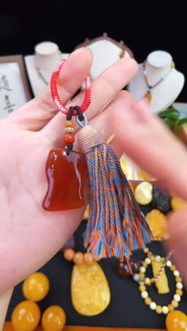 琥珀未镶嵌珠宝奇石柒月