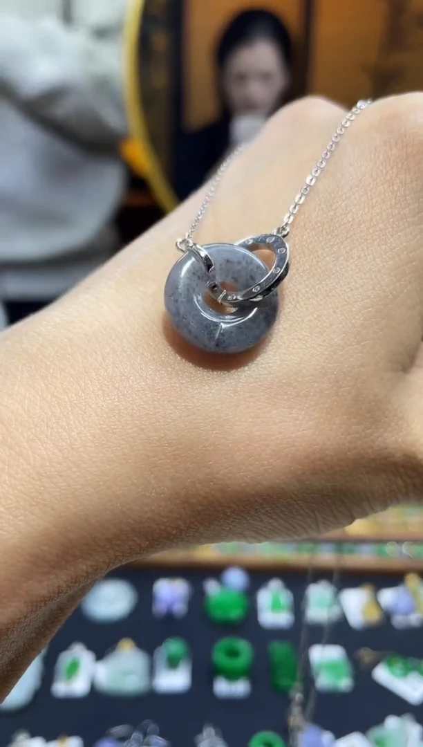 颈饰未镶嵌翡翠甜甜圈  百元以下不出证