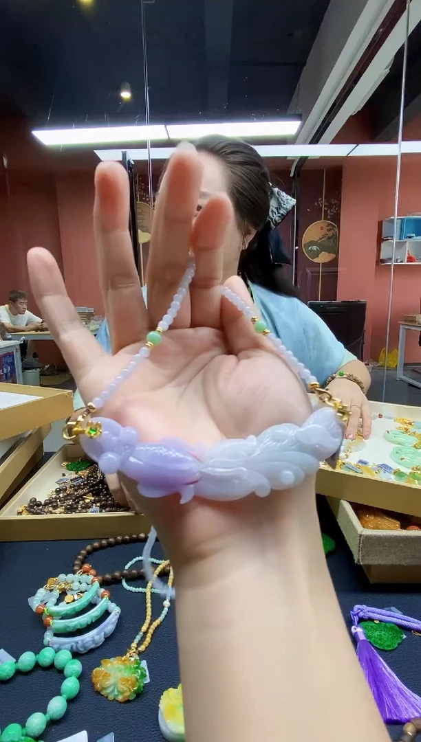 颈饰未镶嵌翡翠翡翠吊坠