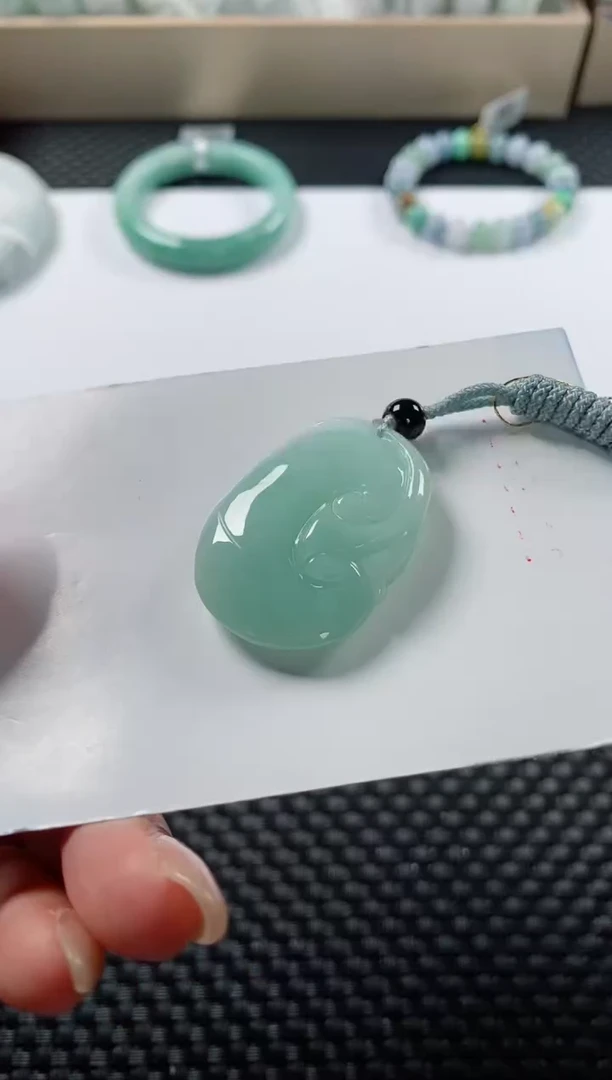 颈饰未镶嵌翡翠基地发货H 9897