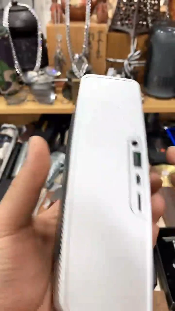 瓷片闪购商品  如图所示