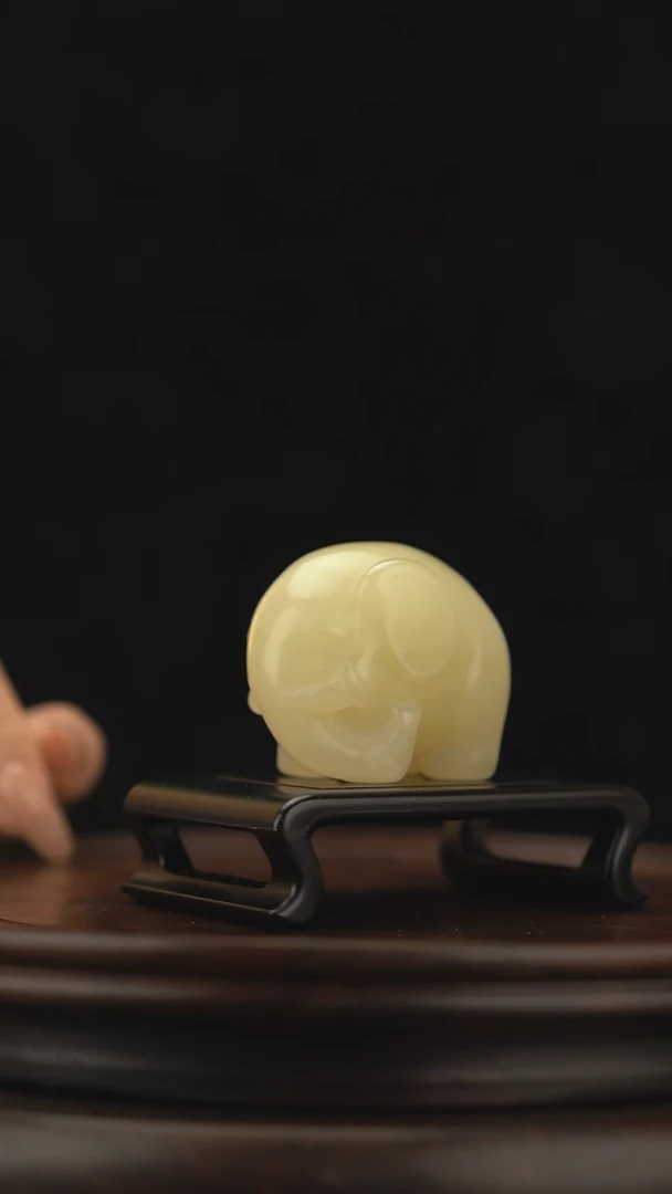 玉【吉象如意】天然玉石摆件，手把件