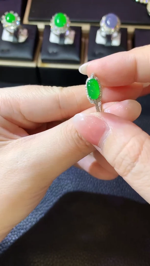 翡翠戒指18K金镶嵌D23 翡翠