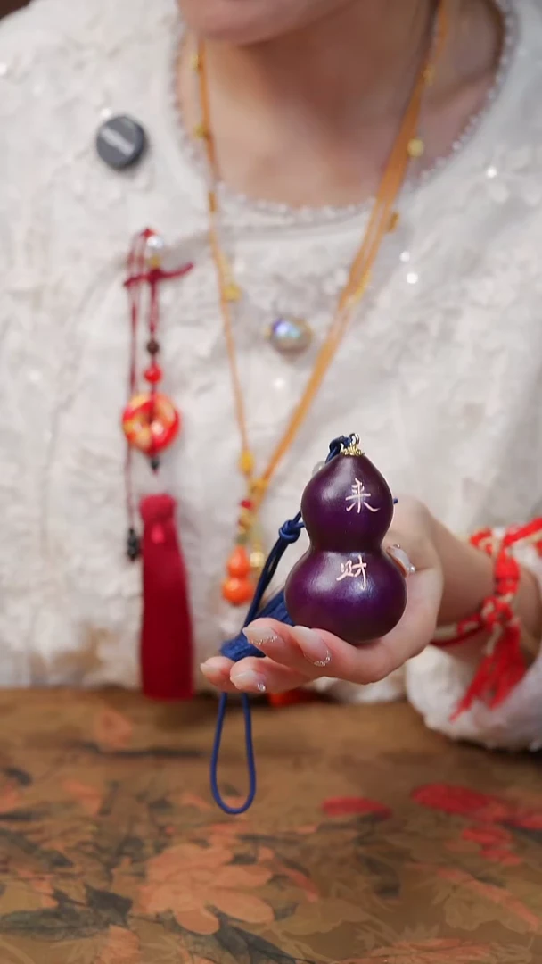 537漆艺工艺小葫芦9.9