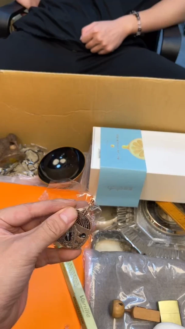 瓷片凤****?老崔杂货铺默认微瑕