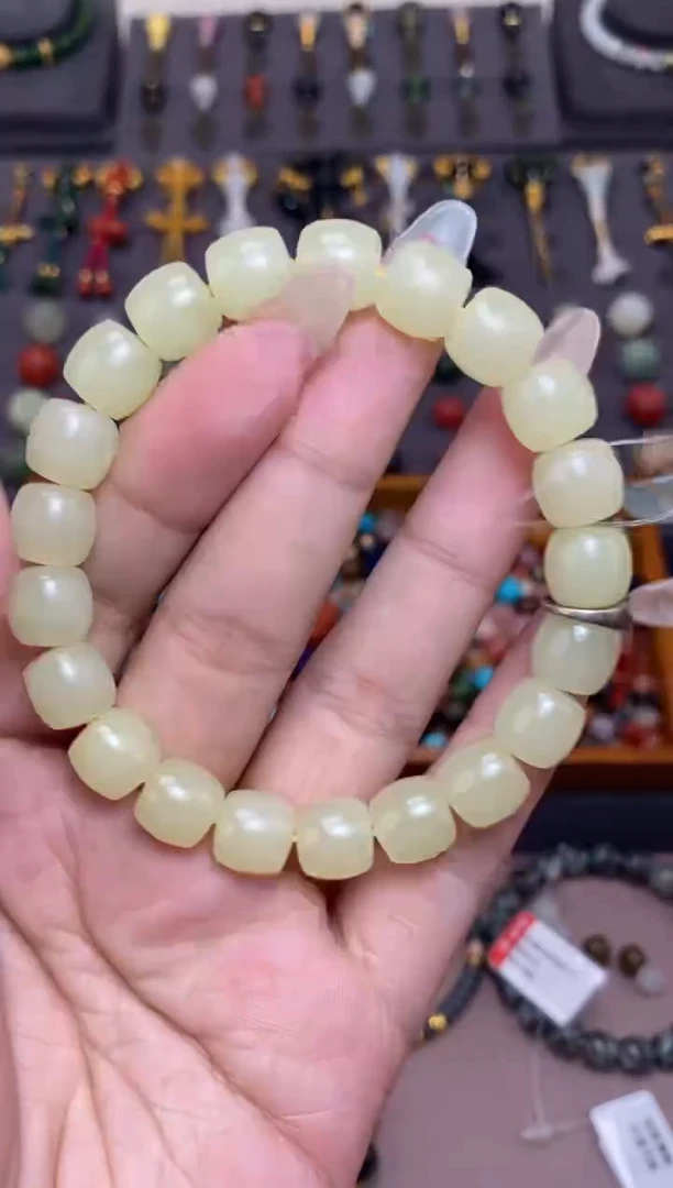 未镶嵌和田玉挂件10mm黄口极限弧手串