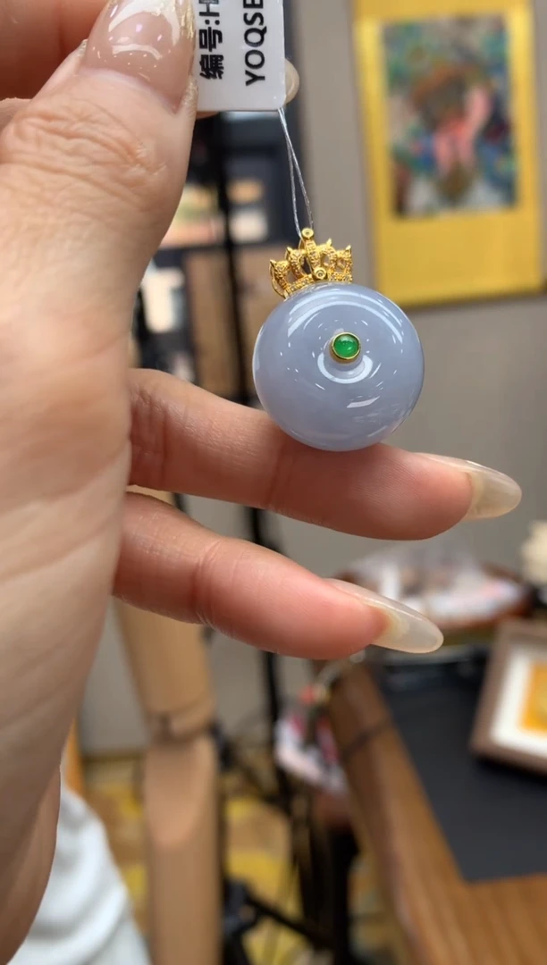 【闪购商品】翡翠颈饰18K金镶嵌平安扣