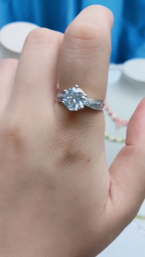 银S925镶嵌戒指水晶062ZB1112产品一个（多样性）