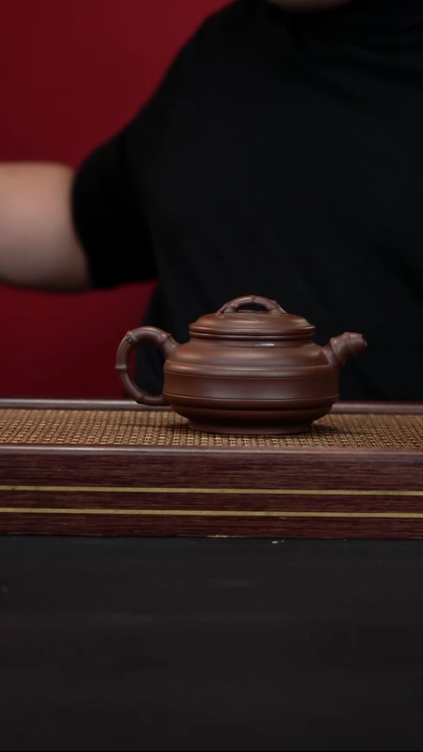 茶壶紫砂战旗底槽青 双线竹鼓