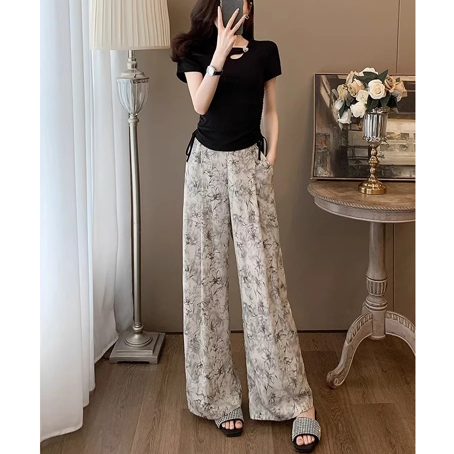 高级设计感t恤+花裤套装女2025年夏季减龄穿搭一整套时髦套装