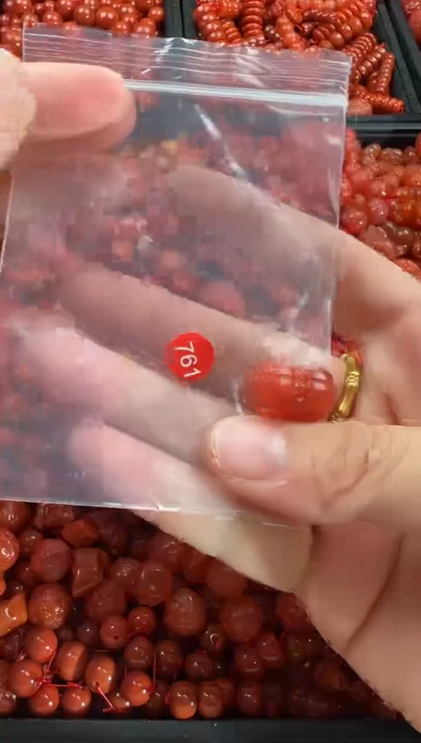 【闪购商品】南红玛瑙颈饰未镶嵌1