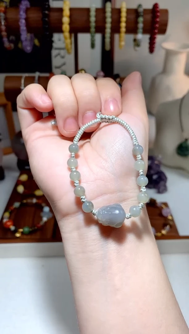 手绳未镶嵌和田玉烟紫貔貅手绳