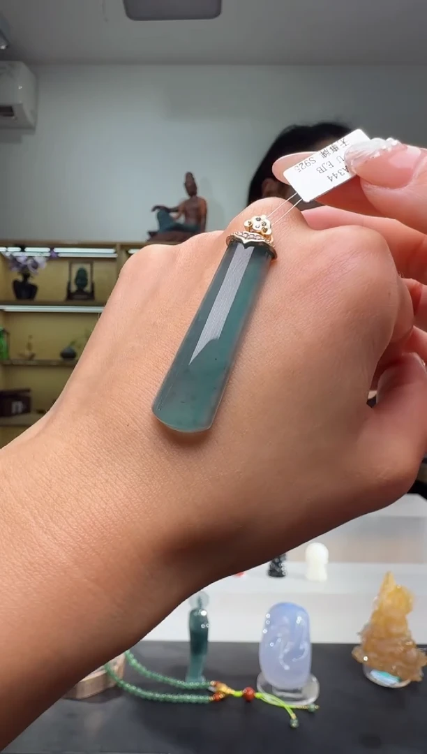 吊坠(不含链)未镶嵌翡翠无事柱（多样性发其一）